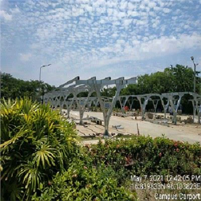 Montaža krovnog nosača solarne ploče automobila